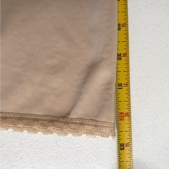 Vintage Vassarette Underneath It All 1970s Full Slip Lace Nude Womens 36 Long - Picture 12 of 14